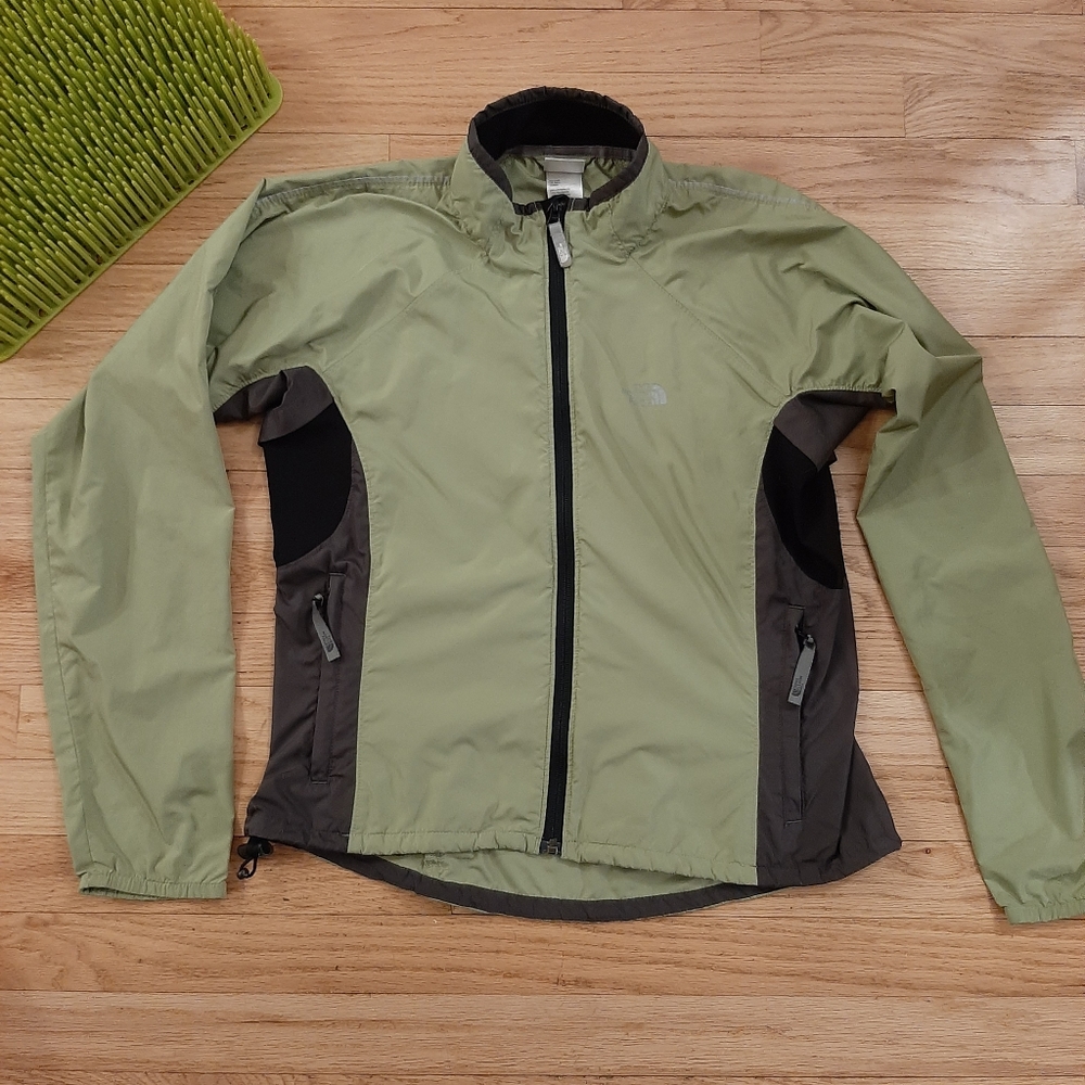 The North Face Women's S Green Rain Jacket Wind
